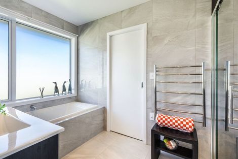 Photo of property in 14 Kamaka Street, Wharewaka, Taupo, 3330