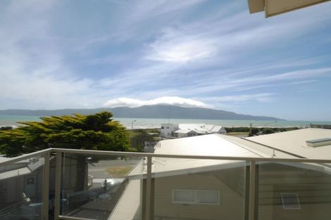 Photo of property in 10/1 Marine Parade, Paraparaumu Beach, Paraparaumu, 5032