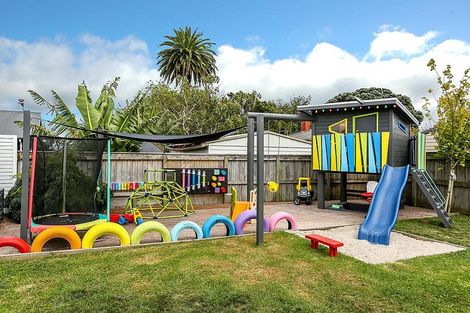 Photo of property in 5 Keene Drive, Bell Block, New Plymouth, 4312