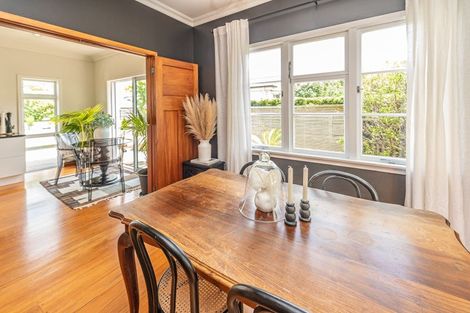 Photo of property in 19 Kent Road, Saint Johns Hill, Whanganui, 4501
