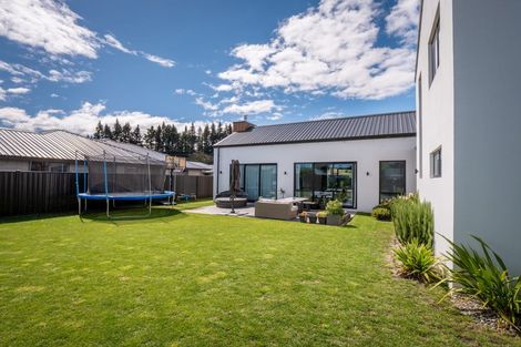 Photo of property in 19 Cumberland Road, Lower Shotover, Queenstown, 9304