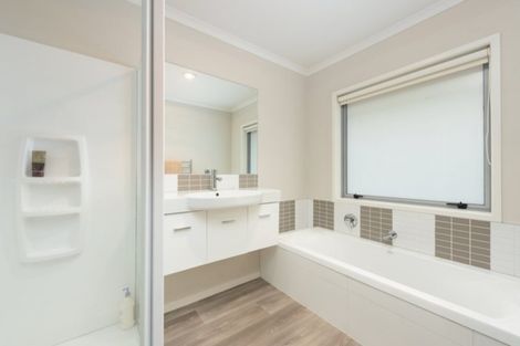 Photo of property in 56 Mortlake Heights, Pyes Pa, Tauranga, 3112