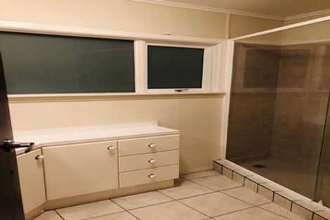 Photo of property in 27 Mahara Avenue, Birkenhead, Auckland, 0626