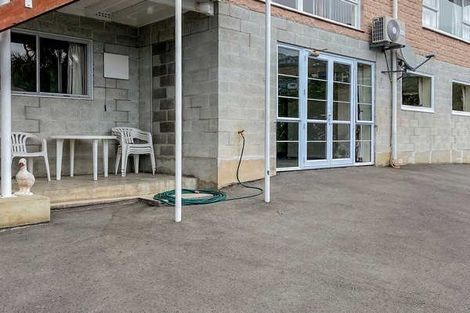 Photo of property in 35 Augusta Street, Redcliffs, Christchurch, 8081