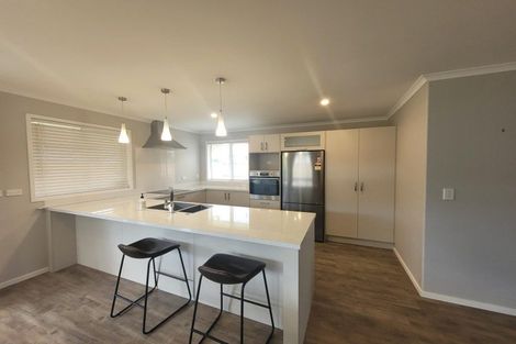 Photo of property in 18 Chalgrove Road, Huntington, Hamilton, 3210