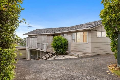 Photo of property in 81 Juniper Road, Sunnynook, Auckland, 0620