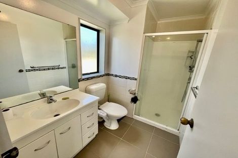 Photo of property in 4 Sandwick Drive, Weymouth, Auckland, 2103