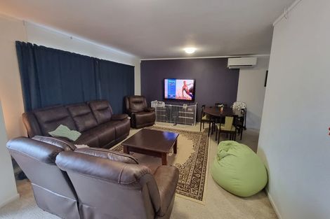 Photo of property in 2/346 Main Road, Tawa, Wellington, 5028