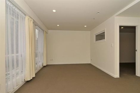 Photo of property in Terrace Heights Apartments, 2a/163 The Terrace, Wellington Central, Wellington, 6011