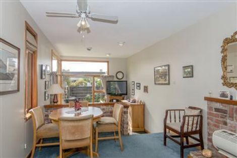 Photo of property in 5 Withells Road, Avonhead, Christchurch, 8042