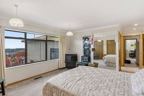 Photo of property in 51 Kotare Street, Waikanae, 5036