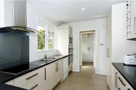 Photo of property in 30 John Davis Road, Mount Roskill, Auckland, 1041