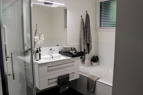 Photo of property in 17a Gordon Road, Mount Maunganui, 3116