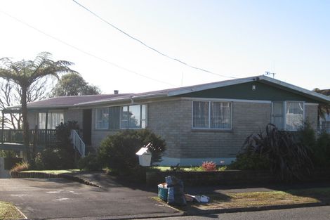 Photo of property in 12 Hamblyn Crescent, Nawton, Hamilton, 3200