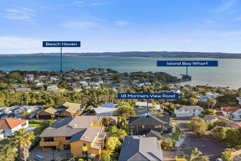 Photo of property in 18 Mariners View Road, Beach Haven, Auckland, 0626