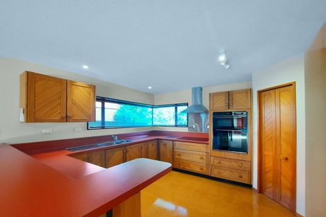 Photo of property in 2/8 Cricklewood Place, Avonhead, Christchurch, 8042