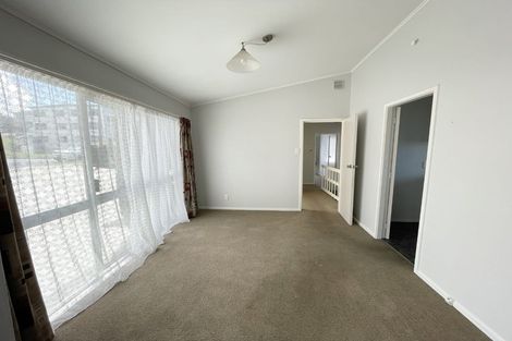 Photo of property in 30 Akaroa Drive, Maupuia, Wellington, 6022