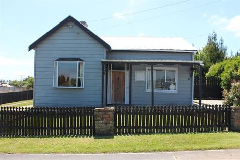 Photo of property in 23 Christchurch Street, Kaitangata, 9210