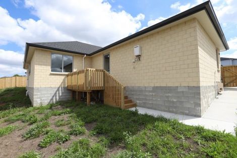 Photo of property in 9 Waitahu Rise, Pukekohe, 2120