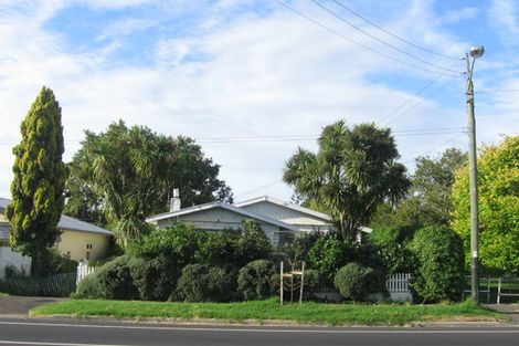 Photo of property in 123 Mount Smart Road, Onehunga, Auckland, 1061
