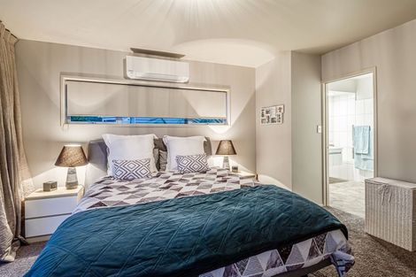 Photo of property in 2a Midway Avenue, Castor Bay, Auckland, 0620