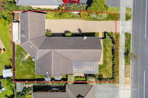 Photo of property in 122 Rototuna Road, Rototuna, Hamilton, 3210