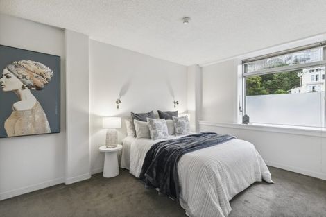 Photo of property in Jerningham Apartments, 20 Oriental Terrace, Oriental Bay, Wellington, 6011