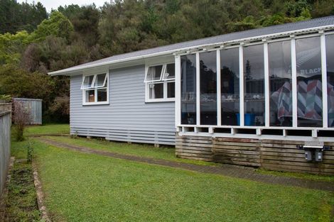 Photo of property in 29 Shackleton Grove, Stokes Valley, Lower Hutt, 5019