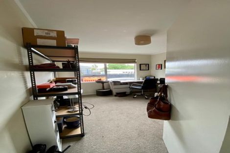 Photo of property in 20 Lipton Grove, Opaheke, Papakura, 2113