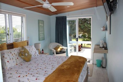 Photo of property in 147 Waimaire Avenue, Matarangi, Whitianga, 3592