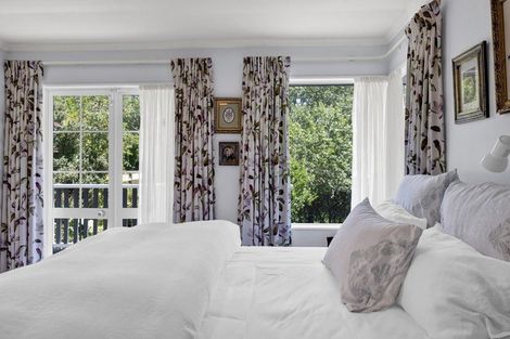 Photo of property in 11 Elder Grove, Whalers Gate, New Plymouth, 4310