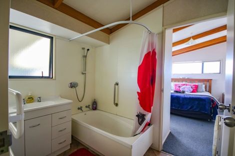 Photo of property in 117 Robertson Road, Ruawai, 0591