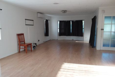 Photo of property in 3 Dickey Street, New Windsor, Auckland, 0600