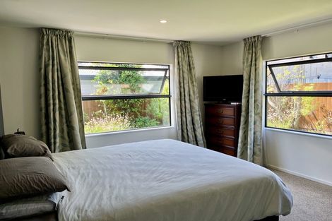 Photo of property in 2/64 Packe Street, Edgeware, Christchurch, 8013