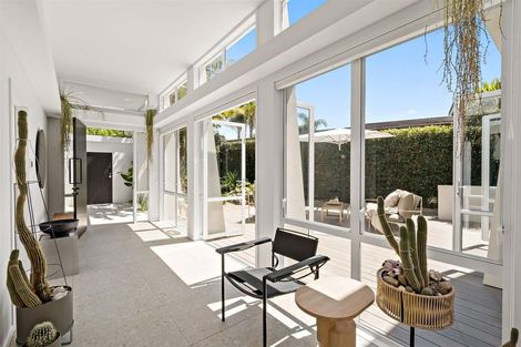 Photo of property in 1a William Street, Takapuna, Auckland, 0622