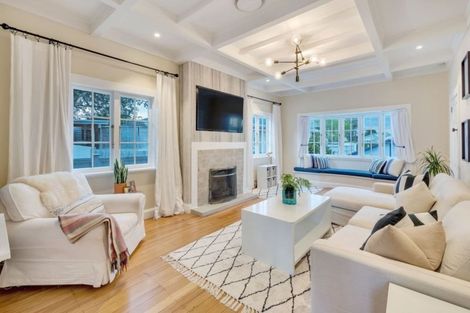 Photo of property in 1/56 Northboro Road, Belmont, Auckland, 0622