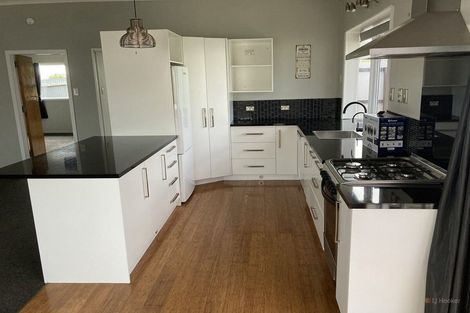 Photo of property in 10 Studholme Street, Waimate, 7924