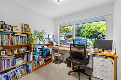 Photo of property in 278 Whangaparaoa Road, Red Beach, 0932