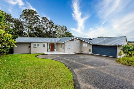 Photo of property in 18 Belvedere Court, West Harbour, Auckland, 0618