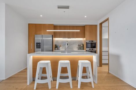 Photo of property in 101/585 Beach Road, Rothesay Bay, Auckland, 0630