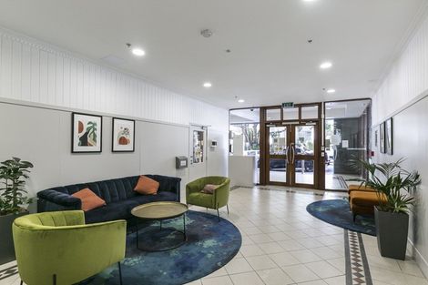 Photo of property in Atrium Towers, 1q/154 The Terrace, Wellington Central, Wellington, 6011