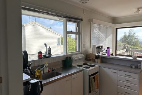 Photo of property in 1/177 Glenfield Road, Hillcrest, Auckland, 0627