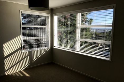 Photo of property in 52 Juniper Road, Sunnynook, Auckland, 0620