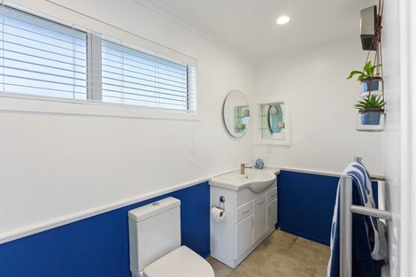 Photo of property in 10 Nimmo Avenue, Waikanae, 5036