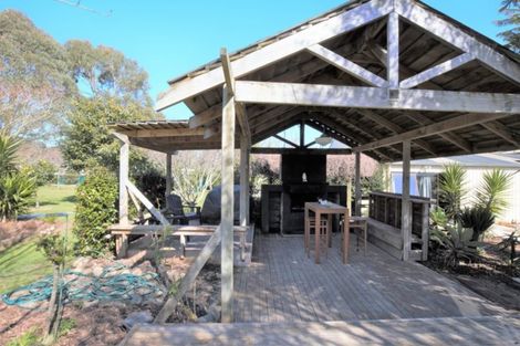 Photo of property in 155 Muhunoa East Road, Ohau, Levin, 5570