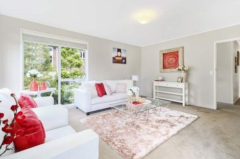 Photo of property in 3 Kilcar Place, Massey, Auckland, 0614