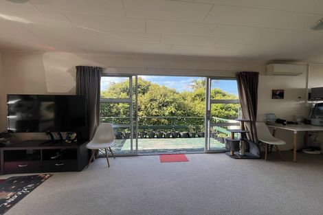 Photo of property in 1/207 East Coast Road, Castor Bay, Auckland, 0620