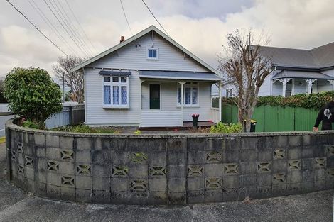 Photo of property in 32 Bristol Square, Hutt Central, Lower Hutt, 5010