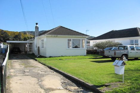 Photo of property in 71 Moohan Street, Wainuiomata, Lower Hutt, 5014