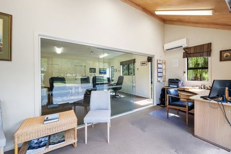 Photo of property in 349 Clifton Road, Whitford, Howick, 2571